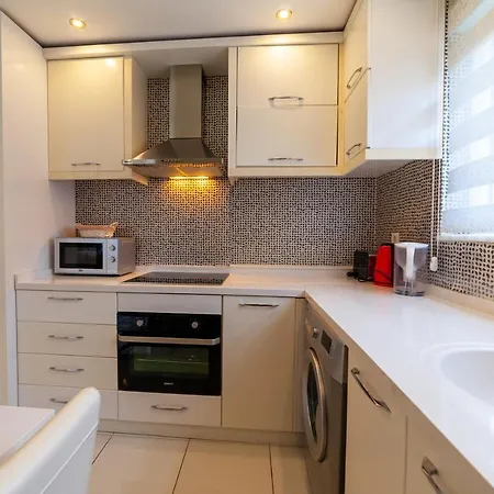 Suit Residence
